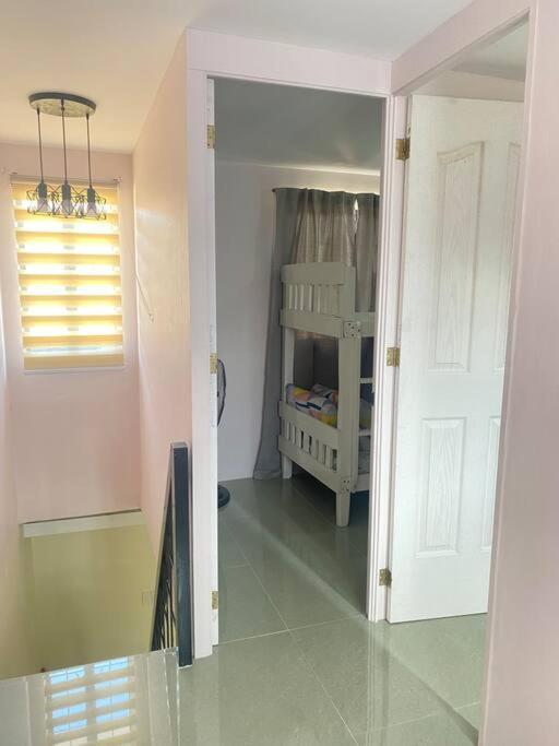 2 Bedroom Townhouse In Bacolod City Exterior photo
