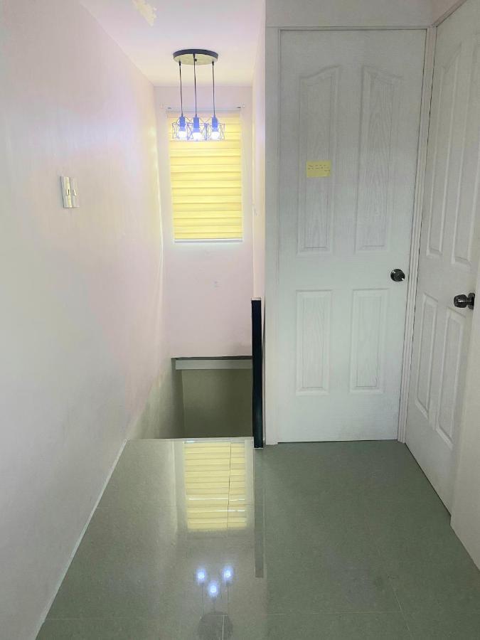 2 Bedroom Townhouse In Bacolod City Exterior photo