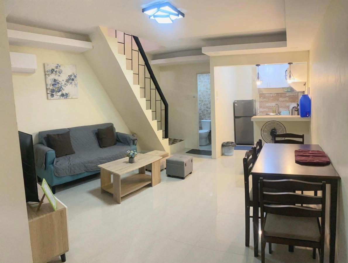 2 Bedroom Townhouse In Bacolod City Exterior photo
