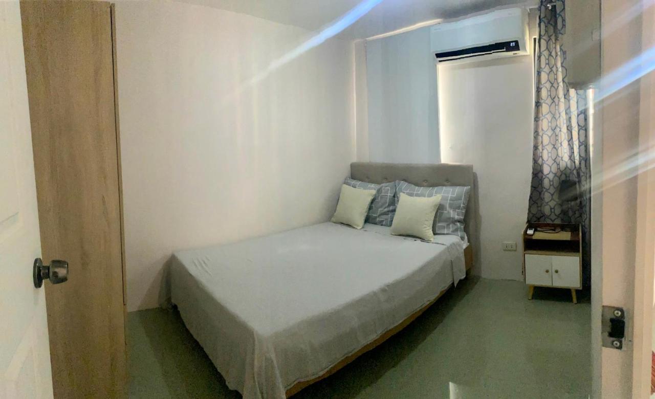 2 Bedroom Townhouse In Bacolod City Exterior photo