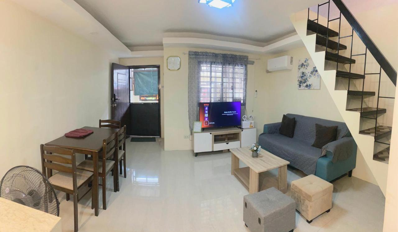 2 Bedroom Townhouse In Bacolod City Exterior photo